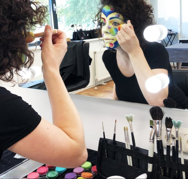 <h3><span style="text-decoration:underline">Alles om te schminken</span></h3><h2>Penselen & Sponzen</h2>