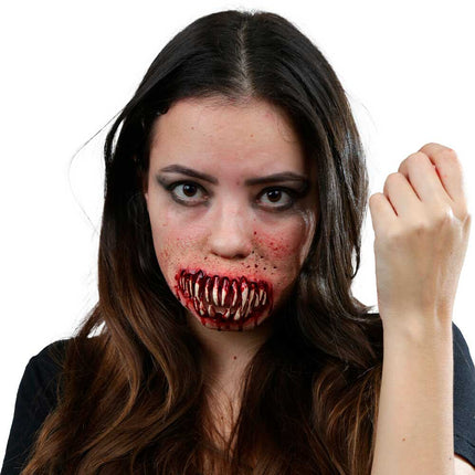 Ghoulish Nightmare Fangs Applicatie