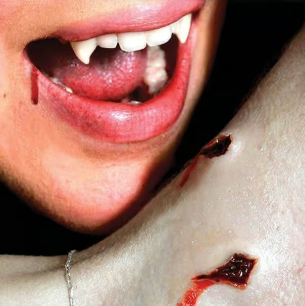 Tinsley Transfers Vampire Bites Tinsley 3D FX Transfers